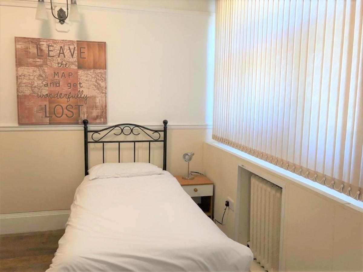 Budget Rooms Crosskeys Newport  Esterno foto